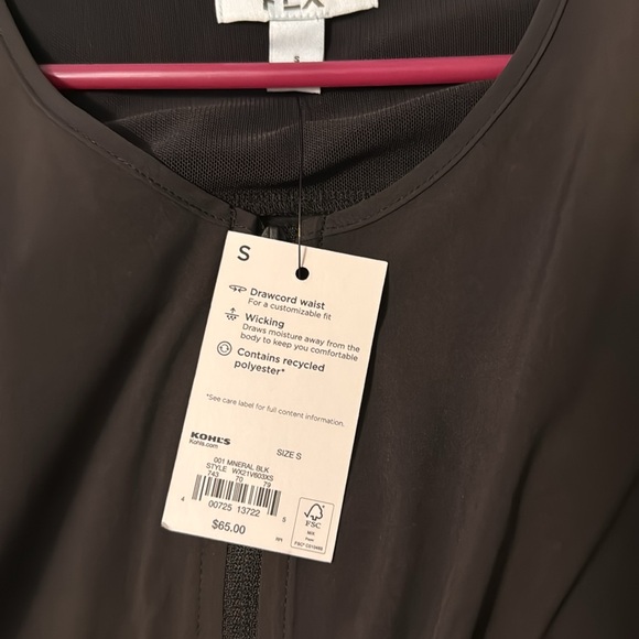 Small Kohl’s FLX dress - Picture 3 of 4